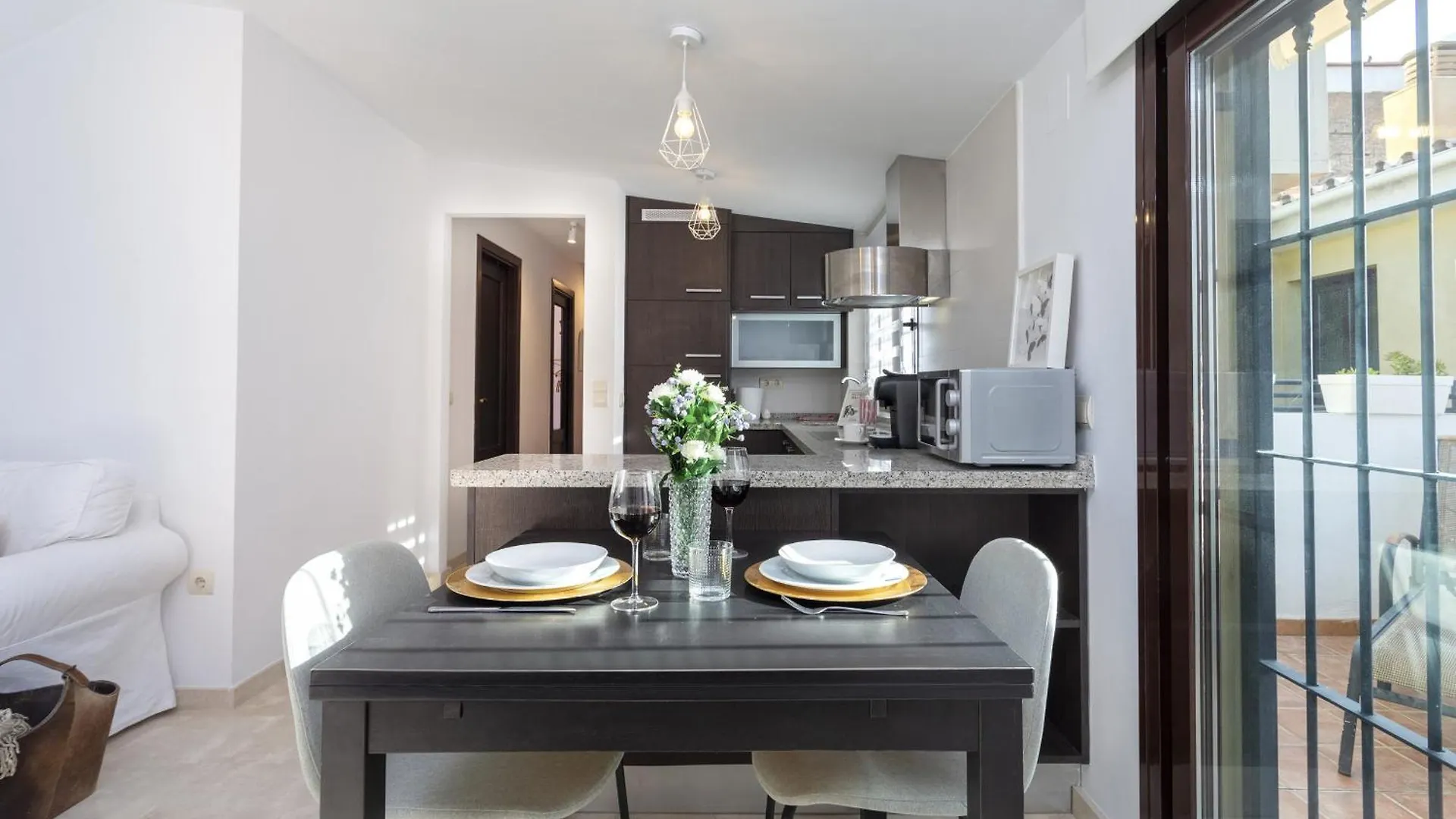 -Malagasunapts- Terrace And Chill -Ocon3 Apartment